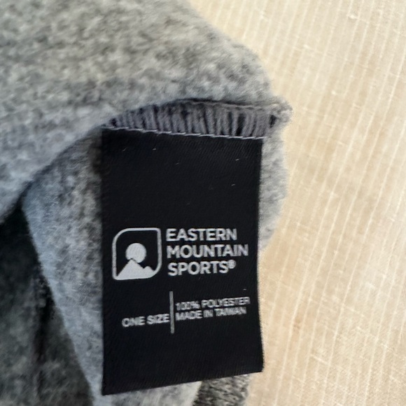 Gray Wool Blend Beanie - Picture 4 of 5